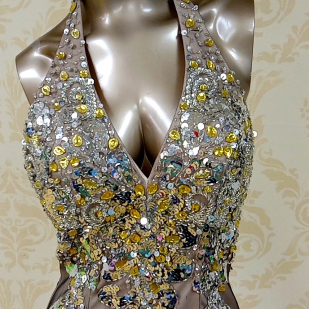 Jovani size 4 prom dress - Picture 3 of 8